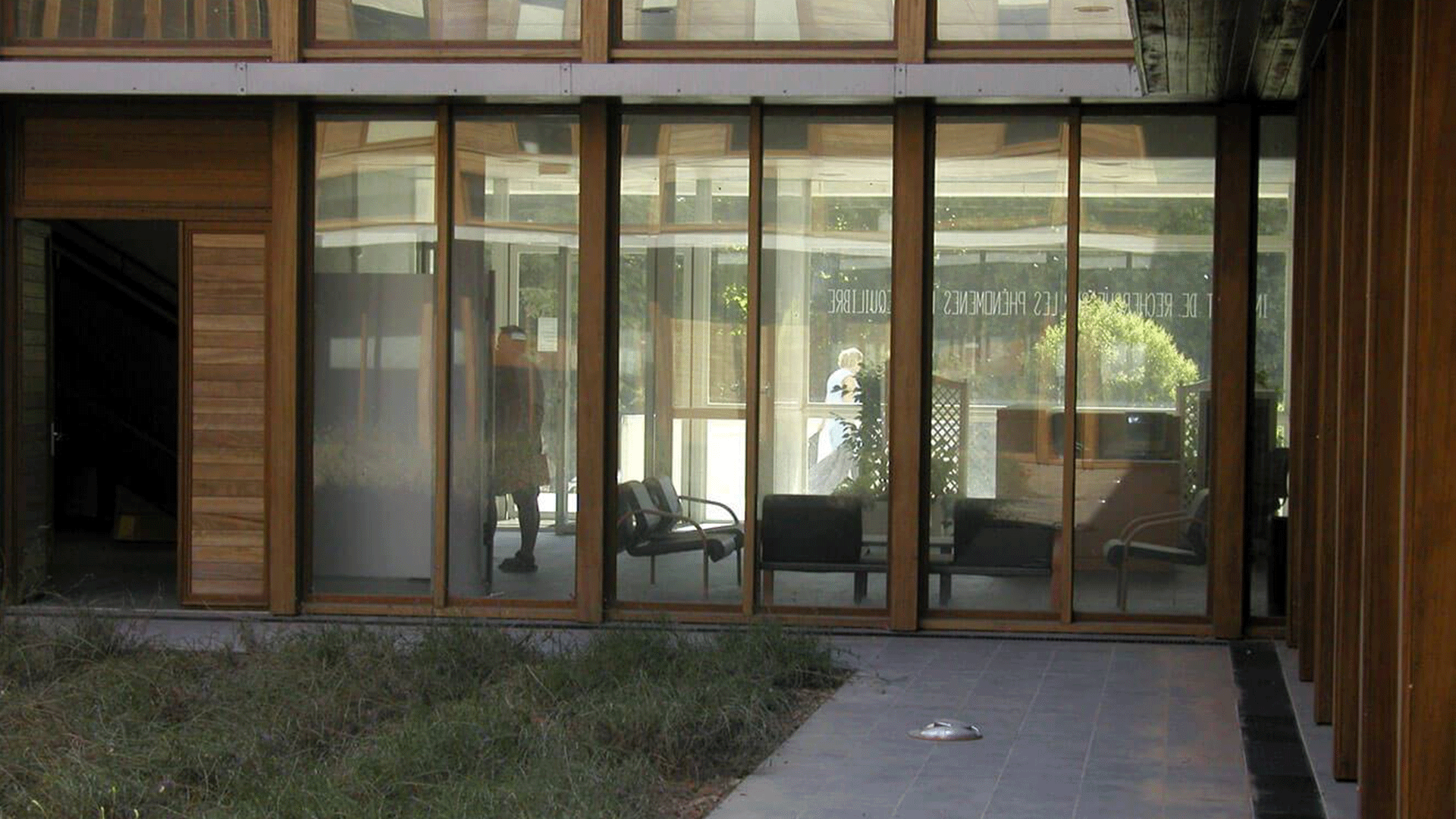 CENTRE DE RECHERCHE Iactivite-equipement-laboratoire-centre-de-recherche-irphe-architecte-marseille-13-_11_